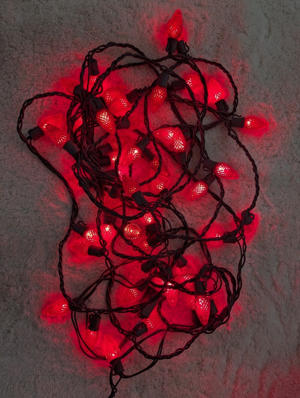 LED Christmas Lights Strawberry 50CT GE C6 Vintage Style Lights W Built In Clips